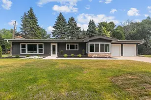 1900 Leonard Point Rd, Oshkosh, WI 54904 - Photo 1