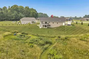 7542 Highland Mdw Ct, Pulaski, WI 54162 - Photo 31