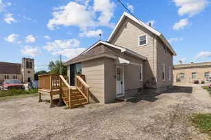 275 S Madison St, Waupun, WI 53963 - Photo 47