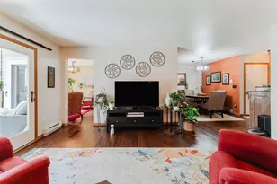 2520 Village Ln, Oshkosh, WI 54904 - Photo 5