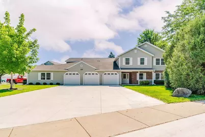 2520 Village Lane #A, Oshkosh, WI 54904 - Photo 1
