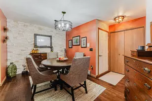 2520 Village Ln, Oshkosh, WI 54904 - Photo 7