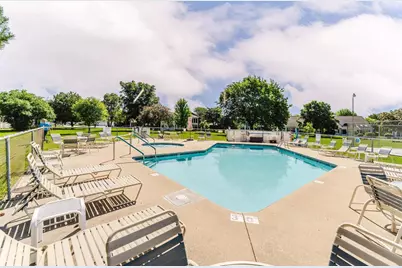 2520 Village Lane #A, Oshkosh, WI 54904 - Photo 35