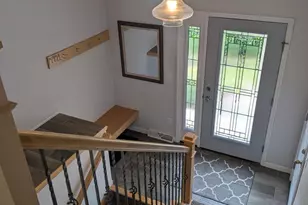4666 Island View Dr, Oshkosh, WI 54901 - Photo 25
