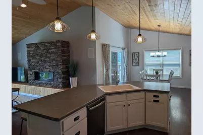 4666 Island View Drive, Oshkosh, WI 54901 - Photo 31