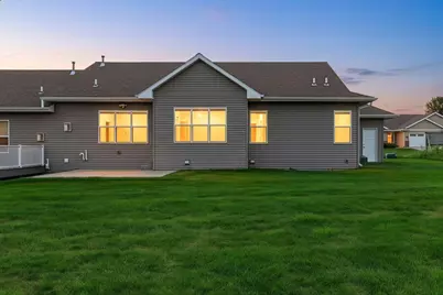 911 Barronwood Drive, Green Bay, WI 54311 - Photo 59