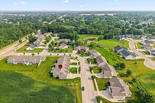 911 Barronwood Dr, Green Bay, WI 54311 - Photo 15
