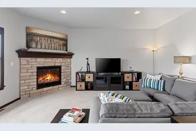 911 Barronwood Drive, Green Bay, WI 54311 - Photo 21
