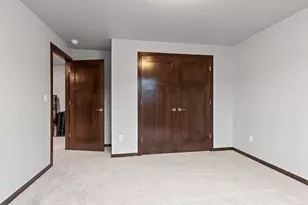 911 Barronwood Dr, Green Bay, WI 54311 - Photo 55