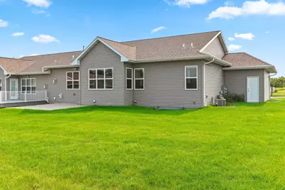 911 Barronwood Drive, Green Bay, WI 54311 - Photo 5