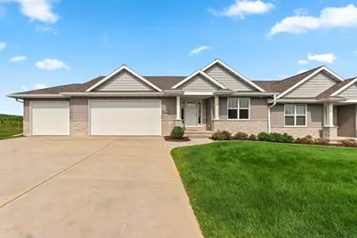911 Barronwood Drive, Green Bay, WI 54311 - Photo 3