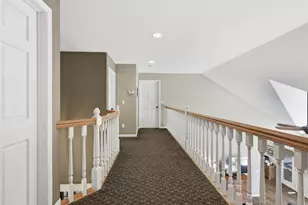 4950 Plummers Point Rd, Oshkosh, WI 54904 - Photo 9