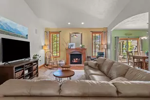 1065 Blackberry Winter Ln, De Pere, WI 54115 - Photo 9