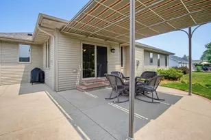 1065 Blackberry Winter Ln, De Pere, WI 54115 - Photo 49
