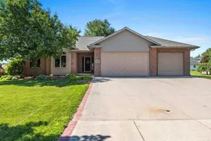 1065 Blackberry Winter Ln, De Pere, WI 54115 - Photo 5