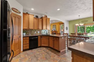 1065 Blackberry Winter Ln, De Pere, WI 54115 - Photo 23