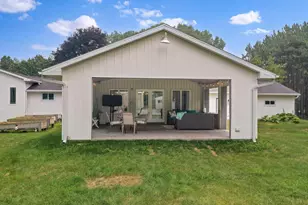 2305 Jesse Ln, Suamico, WI 54313 - Photo 57