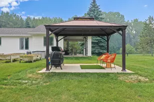 2305 Jesse Ln, Suamico, WI 54313 - Photo 61
