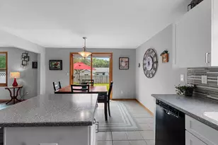 1275 N Franco Ct, De Pere, WI 54115 - Photo 15