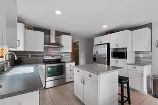 1275 N Franco Ct, De Pere, WI 54115 - Photo 9