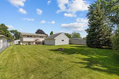 2607 S Fountain Avenue, Appleton, WI 54914 - Photo 3