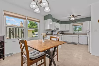 2607 S Fountain Avenue, Appleton, WI 54914 - Photo 11