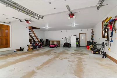 2078 Sandalwood Court, Green Bay, WI 54304 - Photo 51