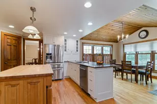 2078 Sandalwood Ct, Green Bay, WI 54304 - Photo 15