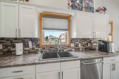 206 Donovan Circle, Rosendale, WI 54974 - Photo 9
