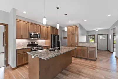 2685 Chambers Crossing, Green Bay, WI 54313 - Photo 5