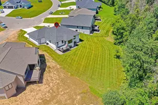 2685 Chambers Xing, Green Bay, WI 54313 - Photo 37
