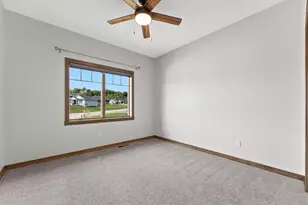 2685 Chambers Xing, Green Bay, WI 54313 - Photo 17