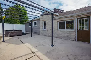 721 Washington Ave, North Fond du Lac, WI 54937 - Photo 7