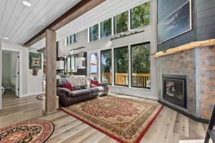 2754 Harbor Lights Ln, Suamico, WI 54173 - Photo 17