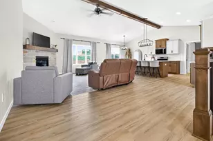 N9220 Homestead Ln, Appleton, WI 54915 - Photo 11