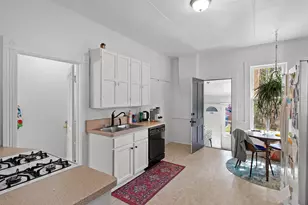 1646 Elmwood Ave, Oshkosh, WI 54901 - Photo 13