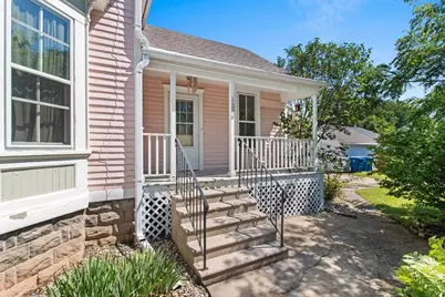 1646 Elmwood Avenue, Oshkosh, WI 54901 - Photo 5