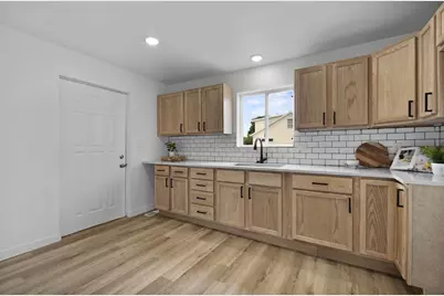 2401 12th Street, Two Rivers, WI 54241 - Photo 15