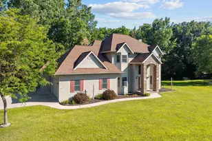 1570 McIntosh Ct, Oshkosh, WI 54904 - Photo 71