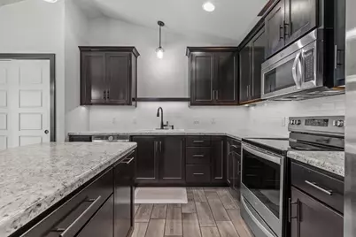 N8973 Spring Valley Road, Menasha, WI 54952 - Photo 9
