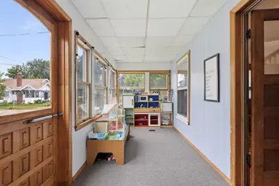 1044 Mt Vernon Street, Oshkosh, WI 54901 - Photo 11