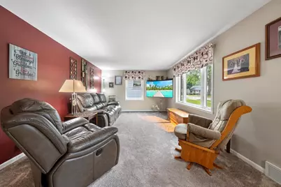 1131 Langlade Avenue, Green Bay, WI 54304 - Photo 11
