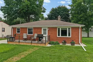 1131 Langlade Ave, Green Bay, WI 54304 - Photo 1