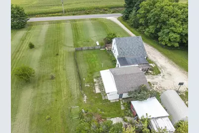 1922 Madson Road, Manitowoc, WI 54220 - Photo 7