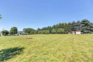 988 Creek Ct, Little Suamico, WI 54141 - Photo 21