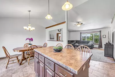 988 Creek Court, Little Suamico, WI 54141 - Photo 9