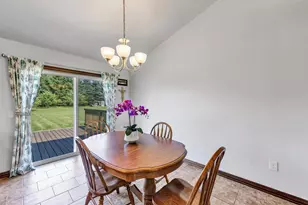 988 Creek Ct, Little Suamico, WI 54141 - Photo 11