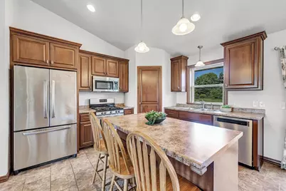 988 Creek Court, Little Suamico, WI 54141 - Photo 7