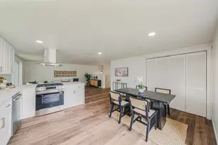 3722 N Casaloma Dr, Appleton, WI 54913 - Photo 5