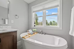 5644 North Summerland Drive, Appleton, WI 54913 - Photo 33